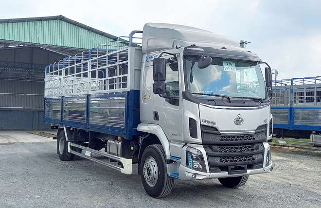 xe tai thung 6 1 - Trung Tâm 3S Chenglong An Giang & Miền Tây